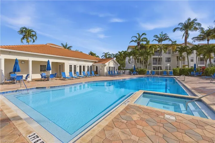 4625  Saint Croix  LN, Naples, FL 34109