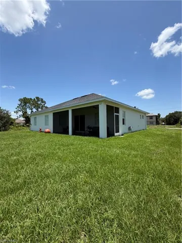 813 Highland Ave, Lehigh Acres, Florida 33972