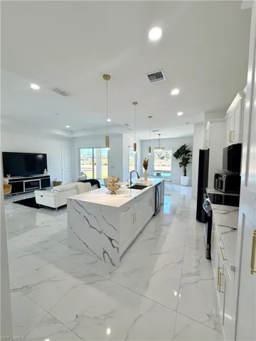 813 Highland Ave, Lehigh Acres, Florida 33972