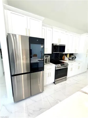 813 Highland Ave, Lehigh Acres, Florida 33972