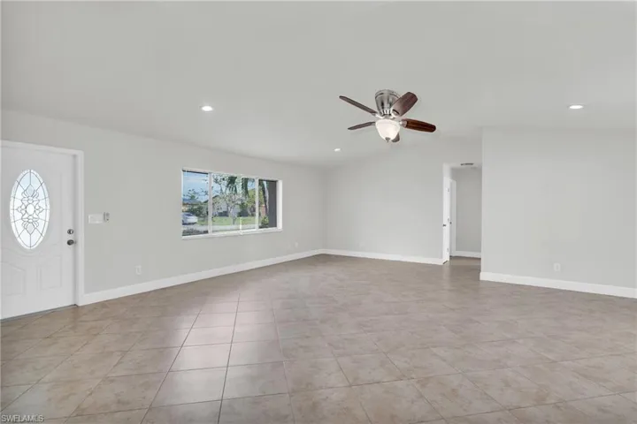 426 SW 43rd  TER, Cape Coral, FL 33914