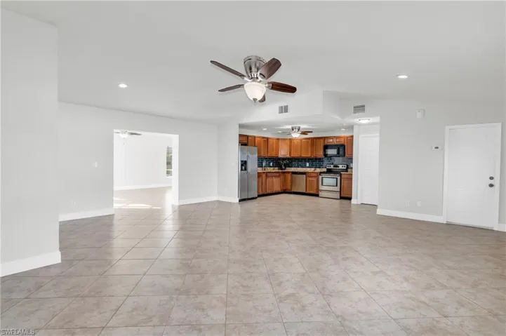 426 SW 43rd  TER, Cape Coral, FL 33914