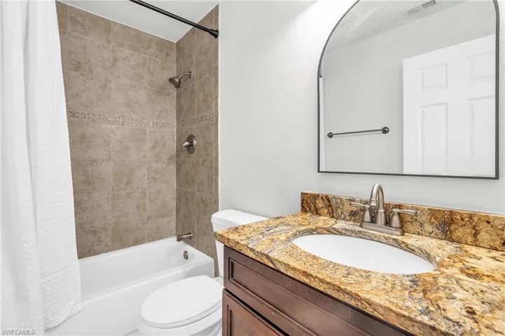 426 SW 43rd  TER, Cape Coral, FL 33914