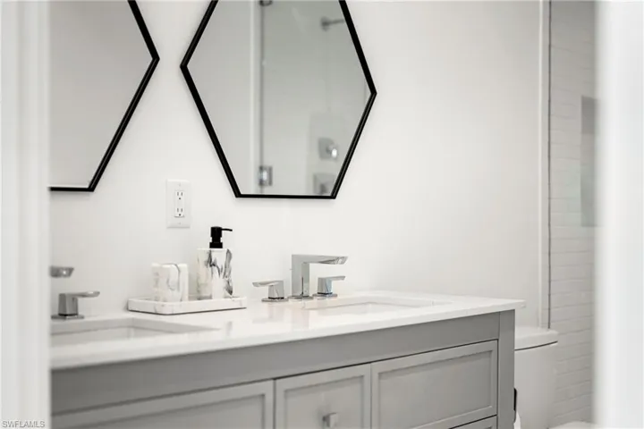 850 Central Ave 209, Naples, Florida 34102