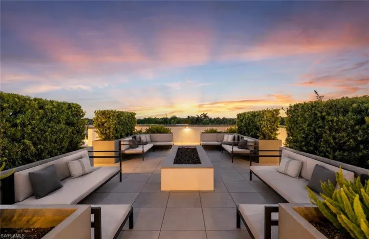 850 Central Ave 209, Naples, Florida 34102