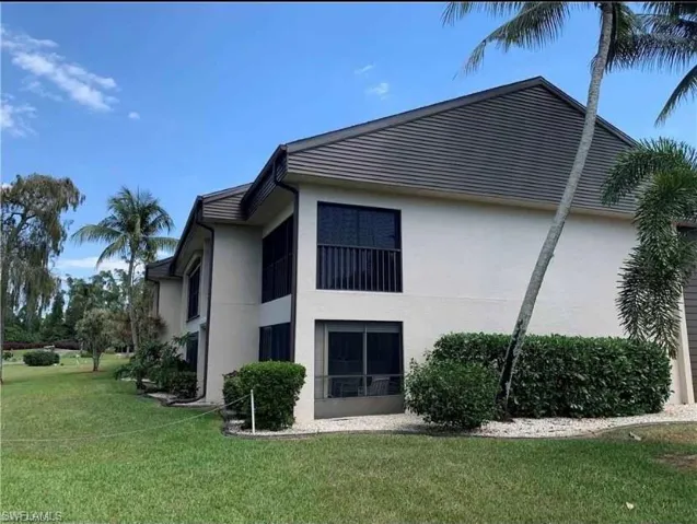 SIDE OF CONDO