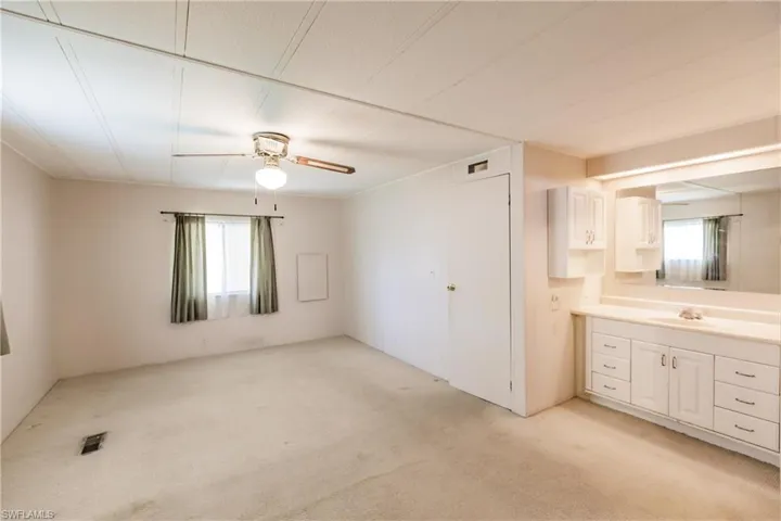3122  Glenbrook  DR, North Fort Myers, FL 33917