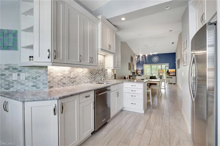 Modern back splash