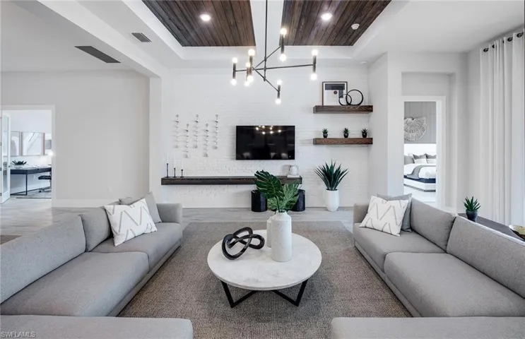 Interior photos are of a staged model home. Illustration purposes only. Options may vary.