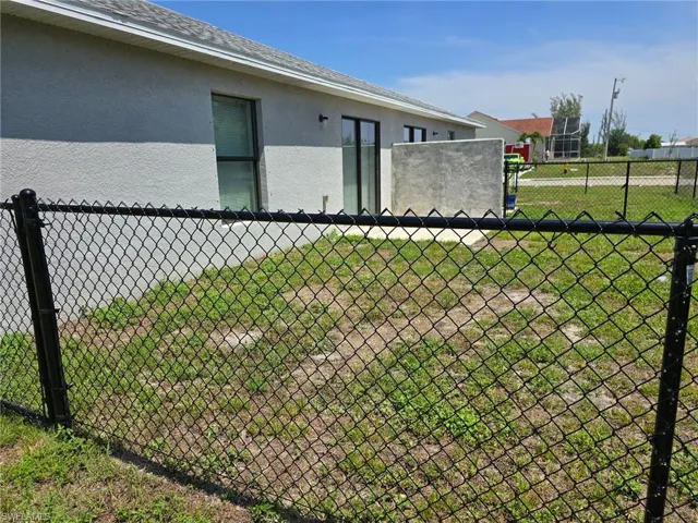 2003 Chiquita Blvd S, Cape Coral, Florida 33991