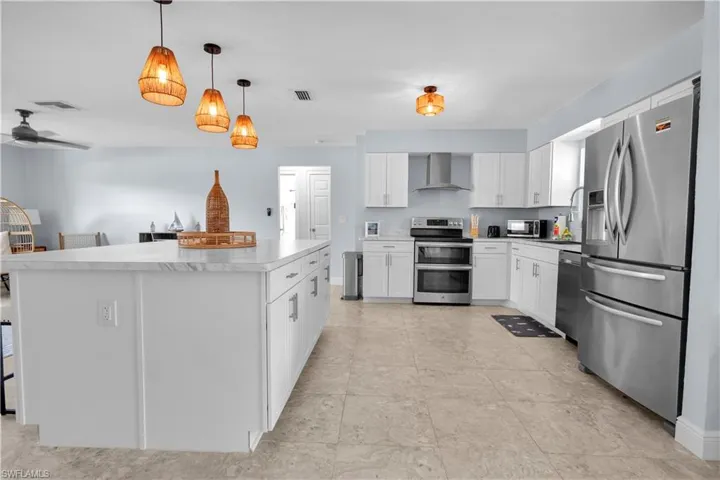 2317 El Dorado Pkwy W, Cape Coral, Florida 33914