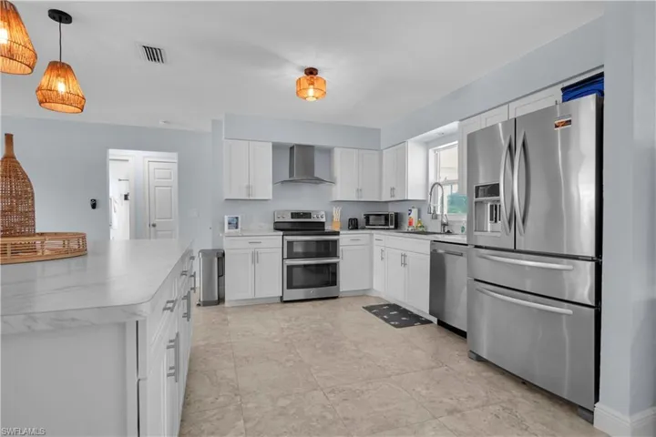 2317 El Dorado Pkwy W, Cape Coral, Florida 33914