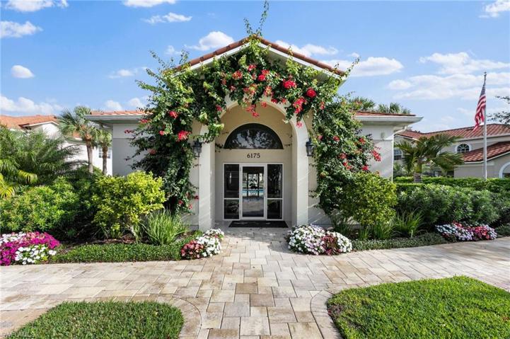 6155  Reserve  CIR, Naples, FL 34119