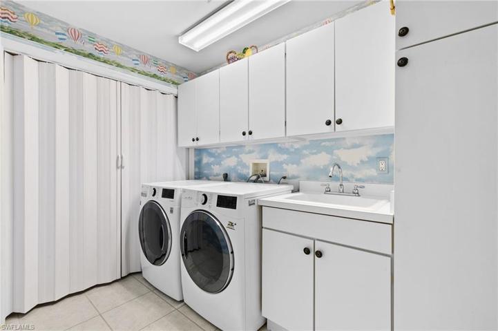 6155  Reserve  CIR, Naples, FL 34119
