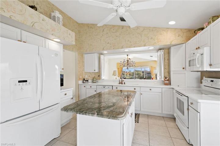 6155  Reserve  CIR, Naples, FL 34119