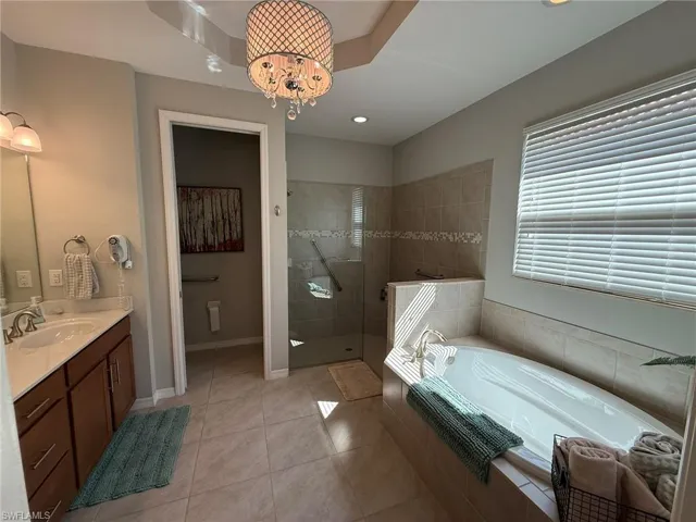 3916  King Edwards  ST, Fort Myers, FL 33916