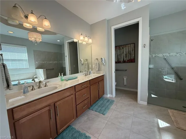 3916  King Edwards  ST, Fort Myers, FL 33916