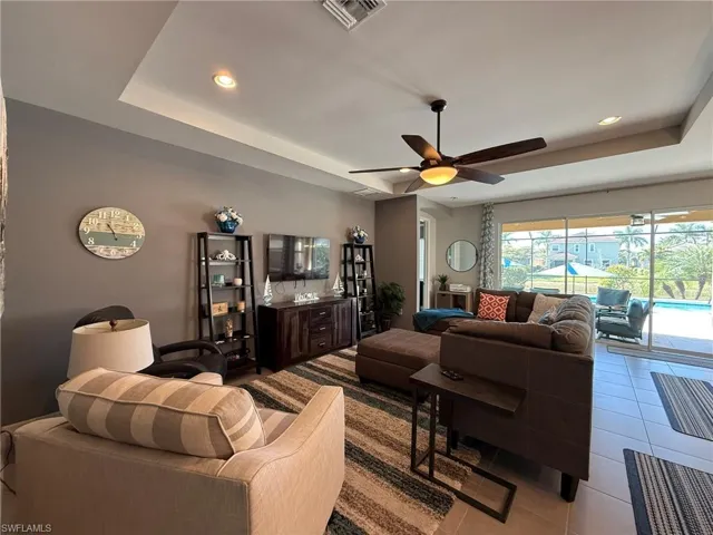3916  King Edwards  ST, Fort Myers, FL 33916