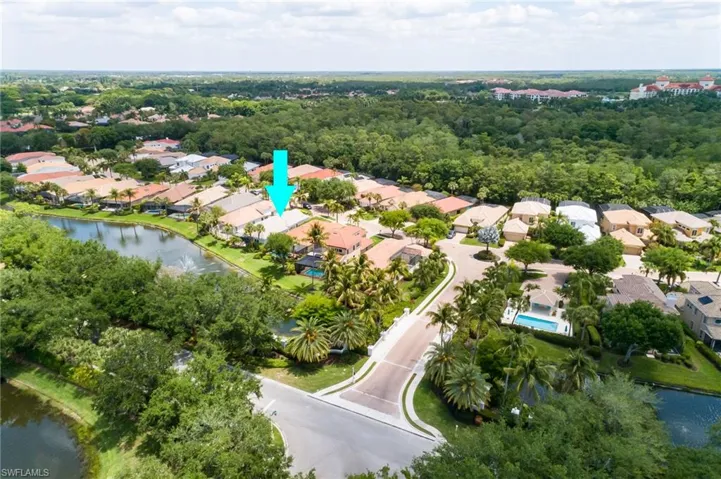 9239  Troon Lakes  DR, Naples, FL 34109