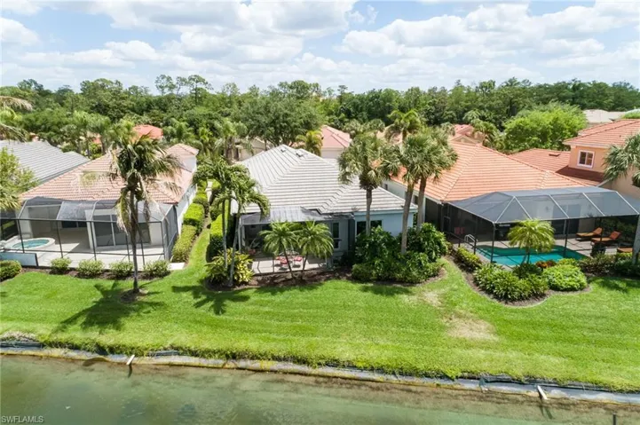 9239  Troon Lakes  DR, Naples, FL 34109