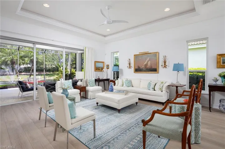 9239  Troon Lakes  DR, Naples, FL 34109