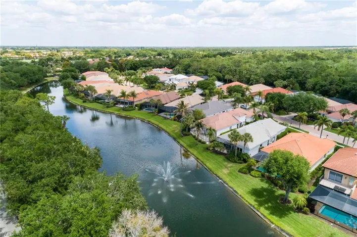 9239  Troon Lakes  DR, Naples, FL 34109