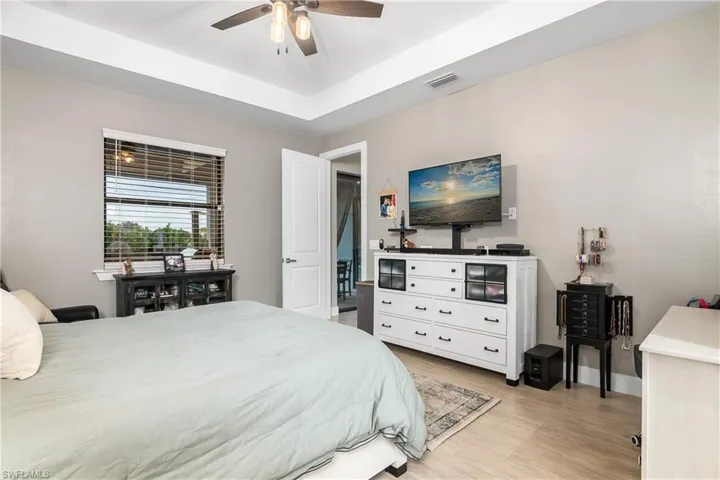 337 SW 28th  PL, Cape Coral, FL 33991