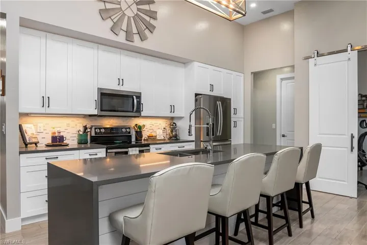 337 SW 28th  PL, Cape Coral, FL 33991