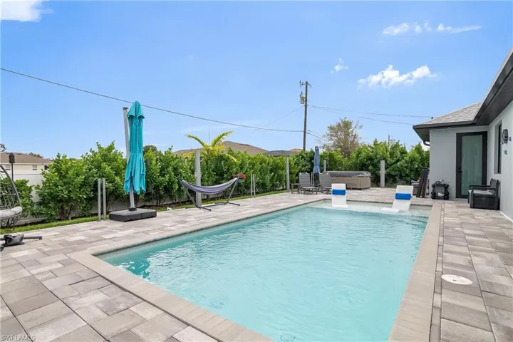 337 SW 28th  PL, Cape Coral, FL 33991