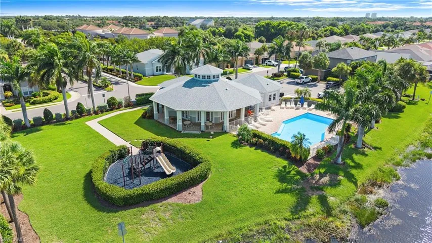 9629 Gladiolus Preserve Cir, Fort Myers, Florida 33908