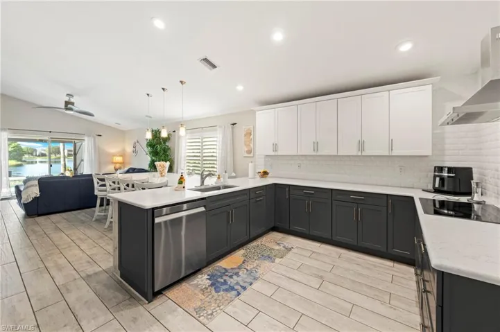 9629 Gladiolus Preserve Cir, Fort Myers, Florida 33908