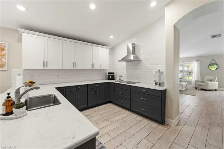 9629 Gladiolus Preserve Cir, Fort Myers, Florida 33908