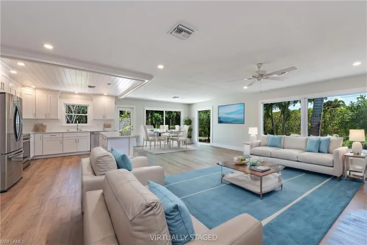 2  Rivard  RD, Naples, FL 34112