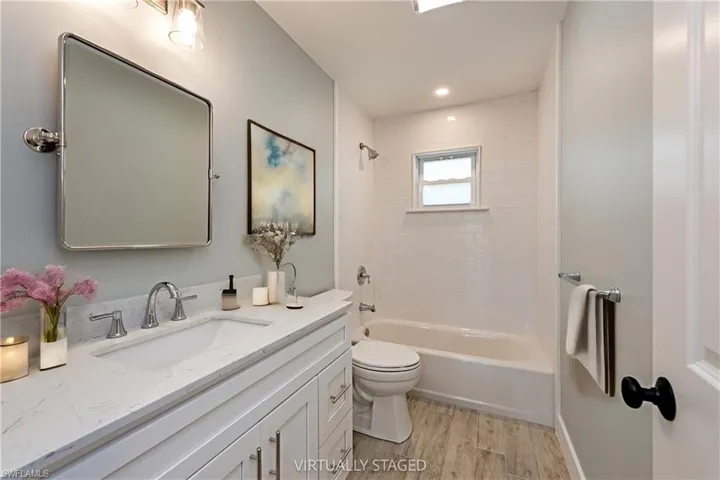 2  Rivard  RD, Naples, FL 34112