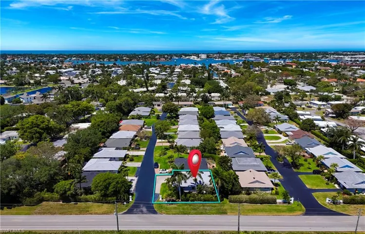 2  Rivard  RD, Naples, FL 34112