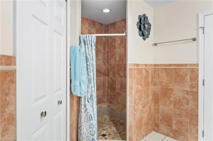4813 Sw 25th Ct, Cape Coral, Florida 33914