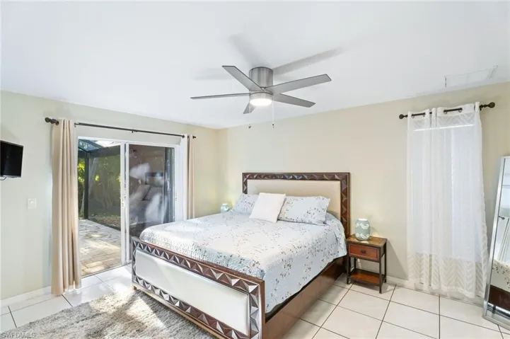 4813 Sw 25th Ct, Cape Coral, Florida 33914