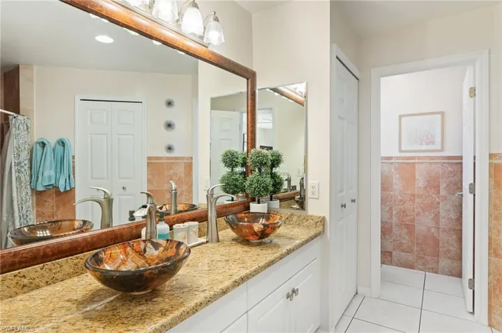 4813 Sw 25th Ct, Cape Coral, Florida 33914