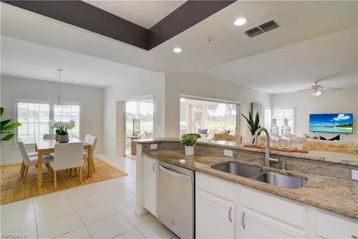 28044 Cavendish Ct, Bonita Springs, Florida 34135