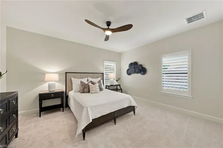 9021 Sorreno Ct, Naples, Florida 34119