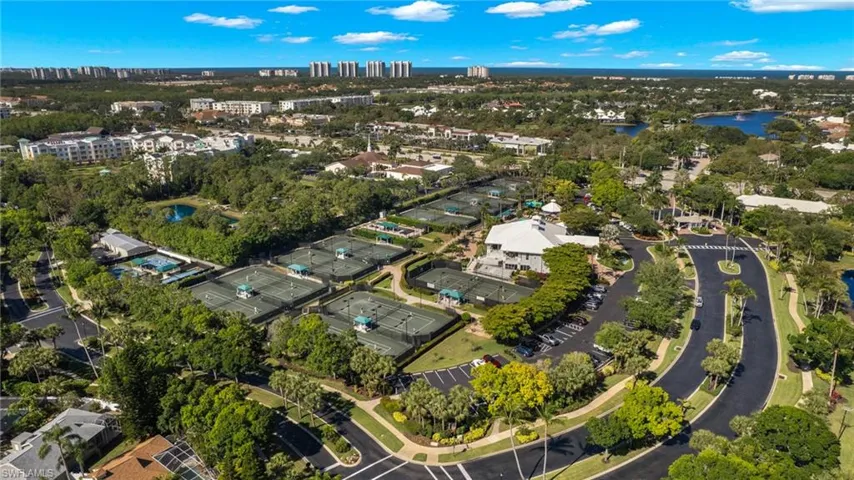 14806  Sterling Oaks  DR, Naples, FL 34110
