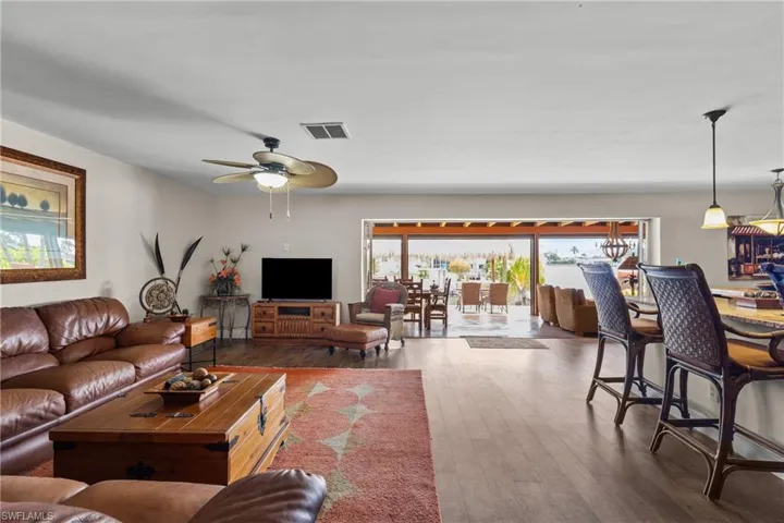 4536 Vinsetta Ave, North Fort Myers, Florida 33903