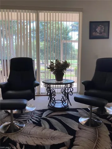 Living area with carpet