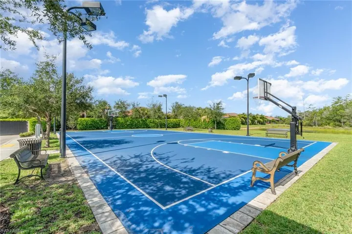 11544 Stonecreek Cir, Fort Myers, Florida 33913