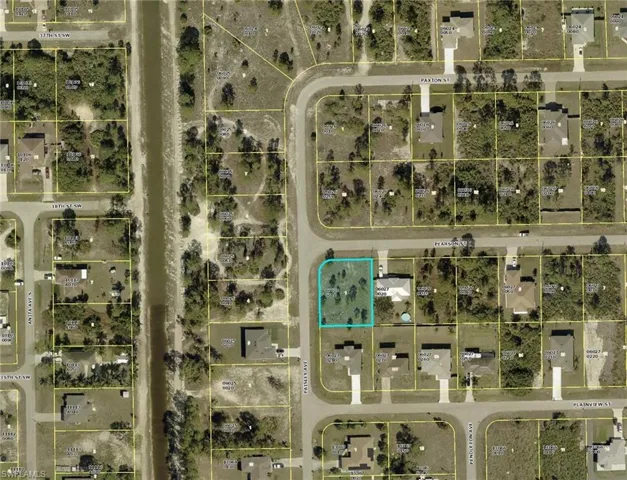 104 Pearson St, Lehigh Acres, Florida 33974