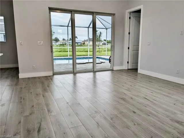 3027 Sw 16th Pl, Cape Coral, Florida 33914