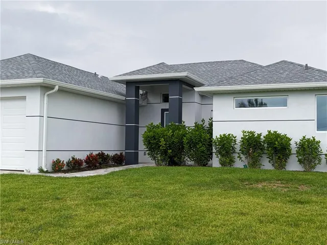 3027 Sw 16th Pl, Cape Coral, Florida 33914