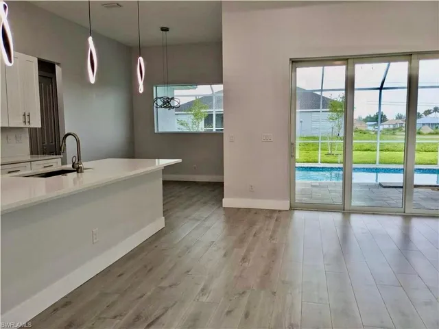 3027 Sw 16th Pl, Cape Coral, Florida 33914