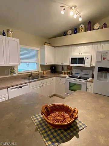 4306  Garden  BLVD, Cape Coral, FL 33909