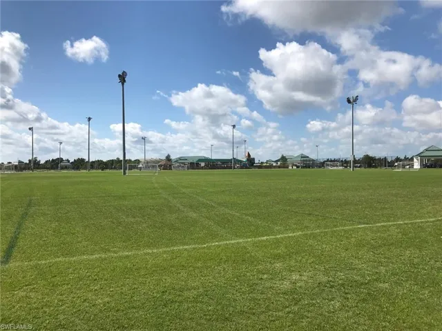 60th Ave Ne, Naples Fl 34120